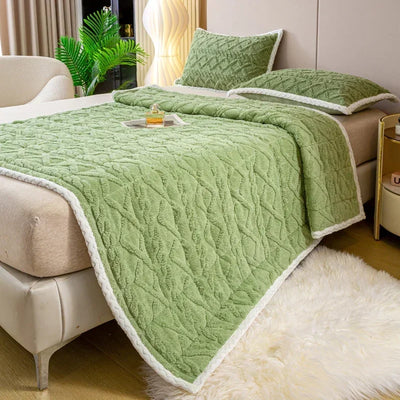 Grade A  Tafu Velvet Thicked Warm Bed Mat for Winter Sandwich Cotton Quilted Matress Pad
